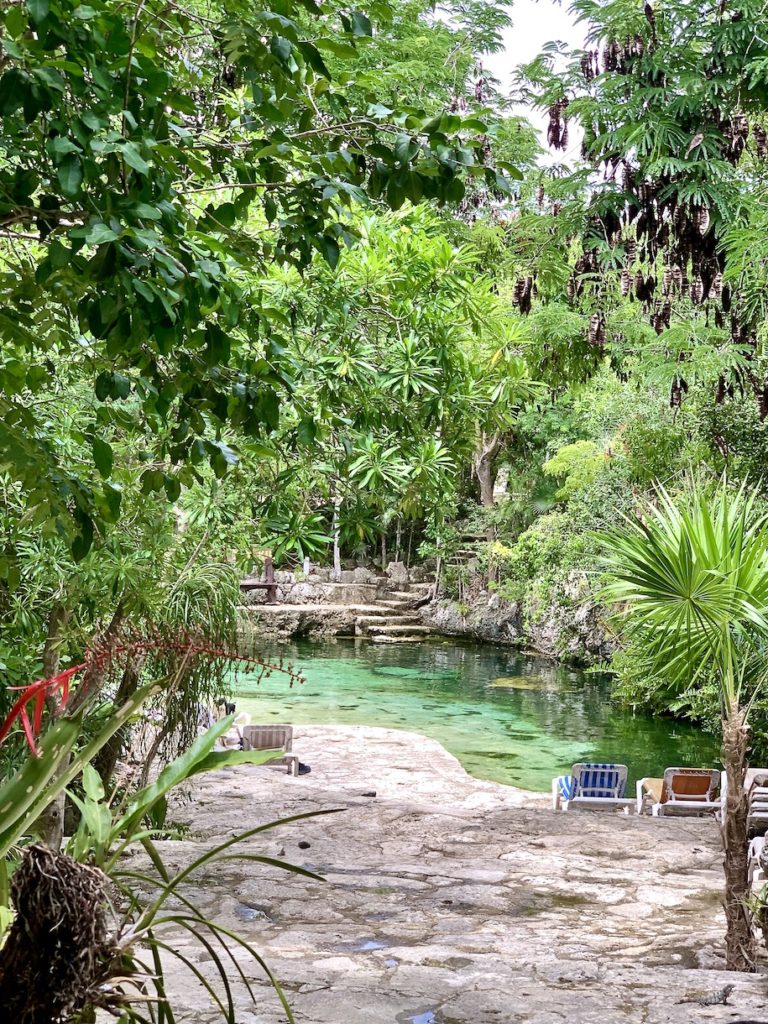 Cenote Yax-kin