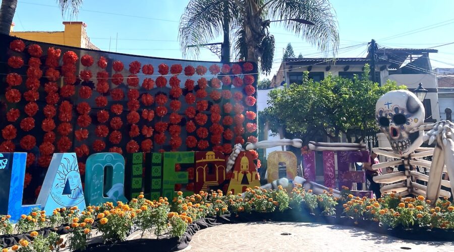 Tlaquepaque letters decked out for Día de los Muertos