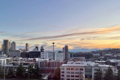 Seattle skyline sunset with view of The Space Needle