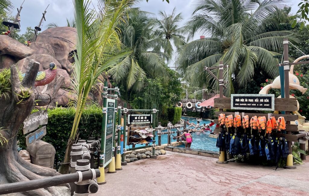 Entrance to Lazy River at Sun World