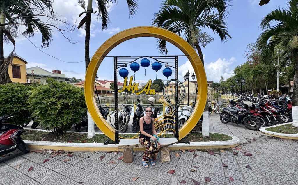 Mrs. ItchyFeet and Hội An letters