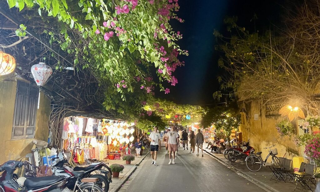 Decorated Hội An street at night