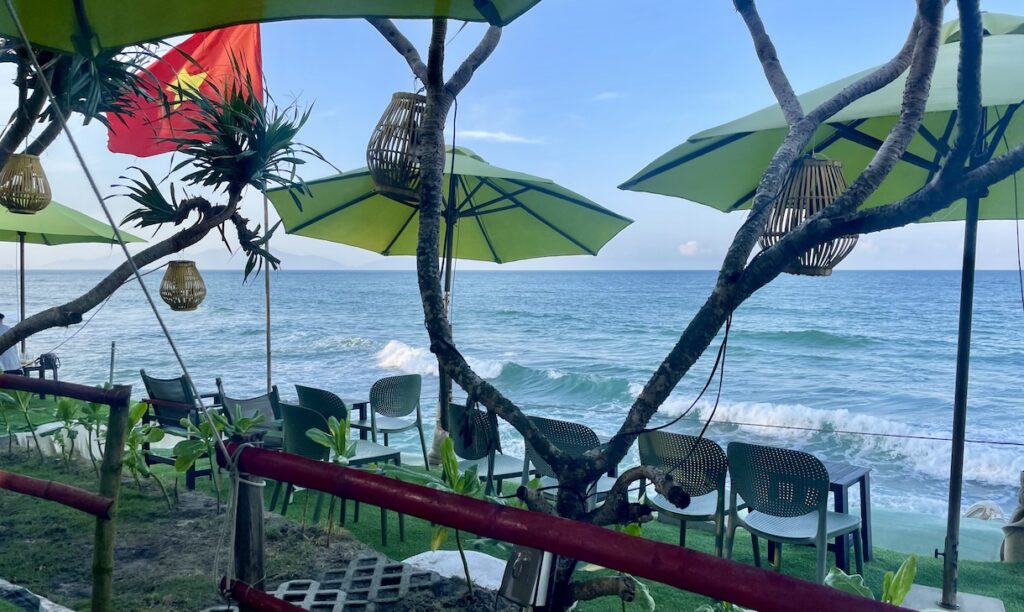 Café overlooking Pacific Ocean