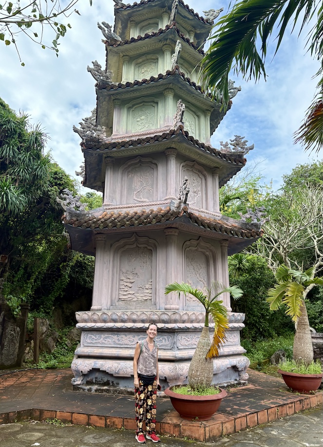 Mrs. ItchyFeet and pagoda