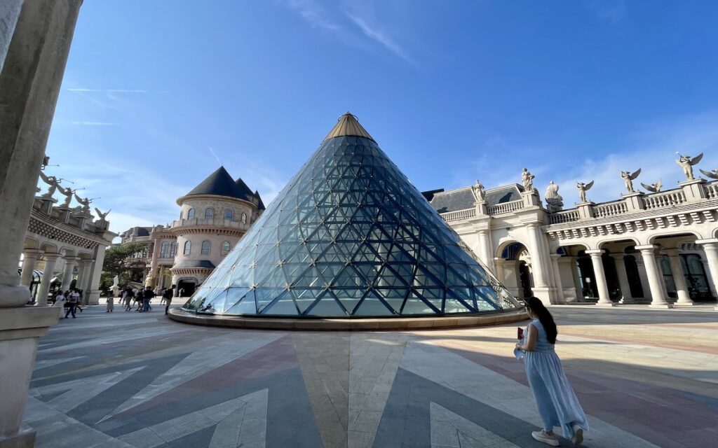 Louvre replica in Bà Nà Hills